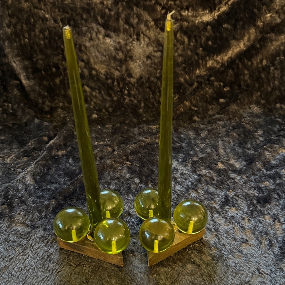 Vintage 60s AVOCADO GREEN Lucite Ball Candle Holders with Matching 11.5” Candles
